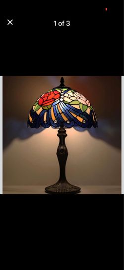 Tiffany Style Stained Glass Table Lamp Red Tulips NEW IN BOX
