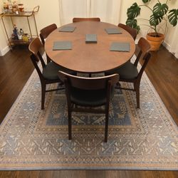 Article Table And 6 Chairs