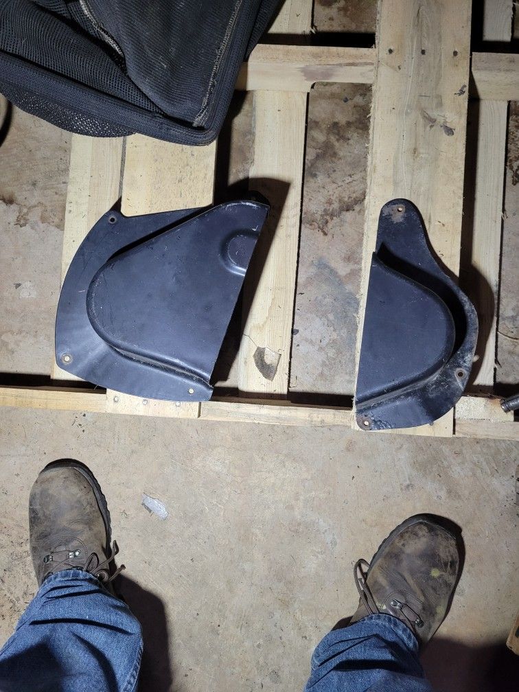John Deere L130 Riding Mower Deck Belt Shields Left and Right  L120