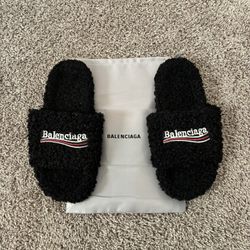 Balenciaga Slides