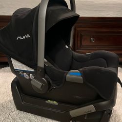 Nuna Car Seat With Base