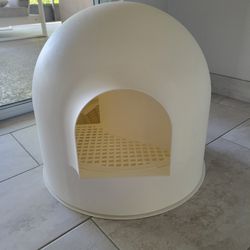 IGLOO Cat Litter Box