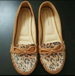 Charming Charlie Women's Flats