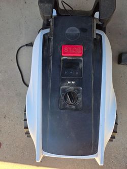 ECOVACS Goat O1000 RTK Robot  Lawn mower