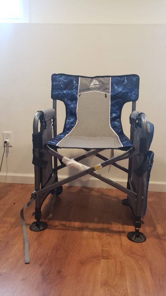 Ozark Trail Fishing Director's Chair with fishing rod holder