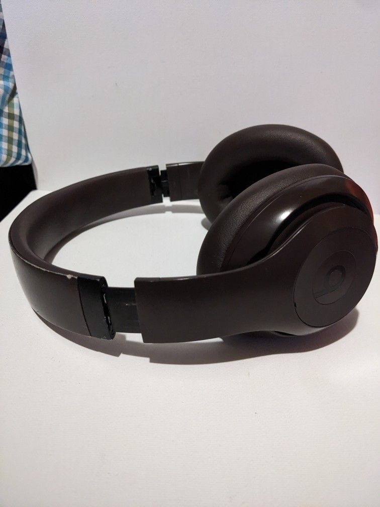 Beats Studio Pro Headphones