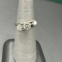 14K 3 Stone Engagement Ring 1.65 ctw 4.2g