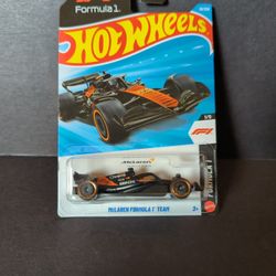 Hot Wheels  McLaren Formula 1 Team 