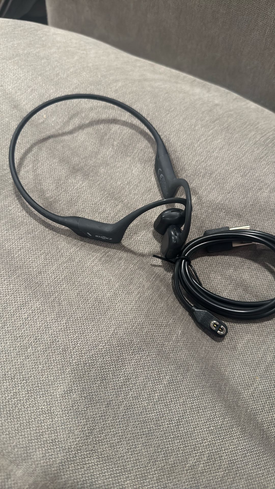 Shokz S811 Openrun Pro With Charger
