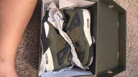 Air Jordan 4