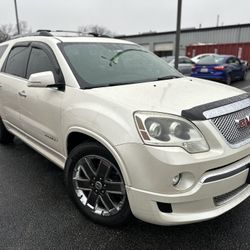 2014 GMC Acadia Denali 