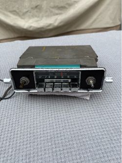 Vintage Sapphire V Radio