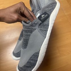 OZARK TRAIL WATER SHOES