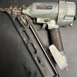 Hitachi Finish Nailer