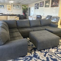 BIG SECTIONAL SOFA AND OTTOMAN GREY 62”-90”-140” FREE DELIVERY 🚚 