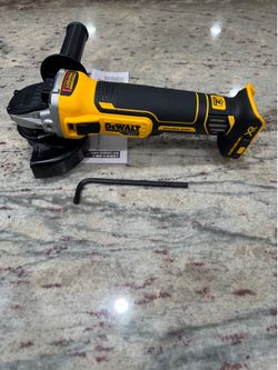 Dewalt DCG405 XR Grinder 4 1/2 New