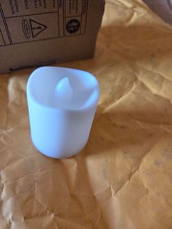 Plastic wavy tea lights