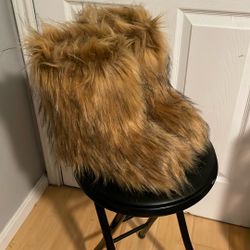 Fur Boots W6.5