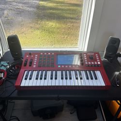 AKAI MPC KEYS 37