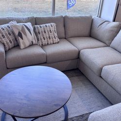 Large Sectional with Chaise