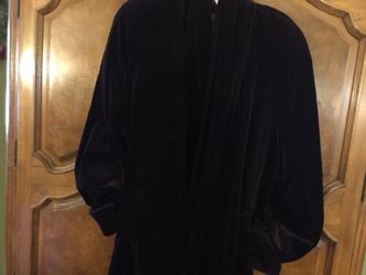 Velvet woman’s coat