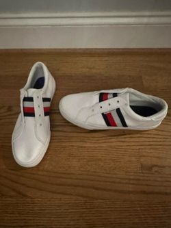 Tommy slip on shoes size 8.5 W