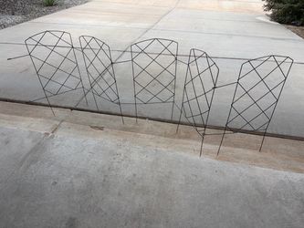 42’ of fencing materials