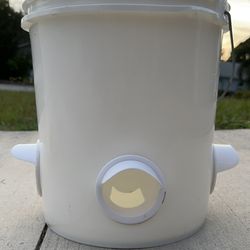 Chicken Feeder