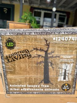 Haunted living animated spooky tree