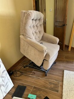 Power lift Reclining chair