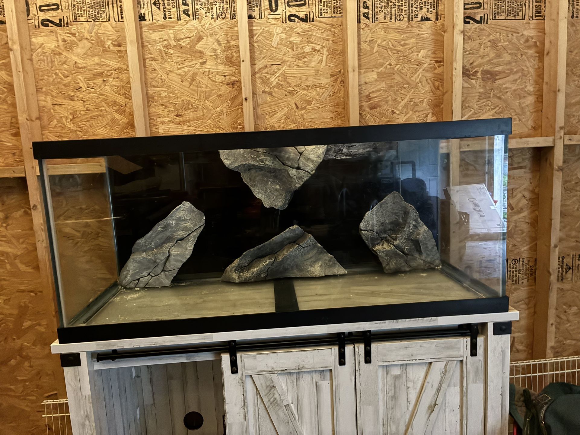 75 Gallon Fish Tank