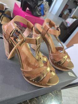 Dress sandals size 6.5