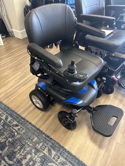 Power chair new