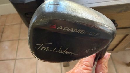 Up for sale is a right-handed Adams Golf Tom Watson Signature Series Sand Wedge. This is a highly reliable club designed by 8-time Major Champion Tom 