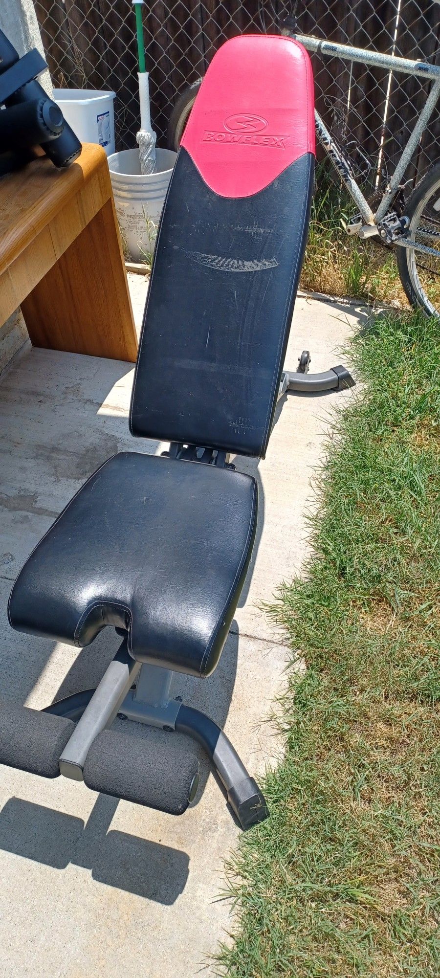 Weight Bench
