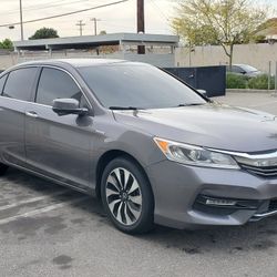 2017 Honda Accord Hybrid Save Gas 