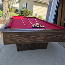 Pool Table 8ft 