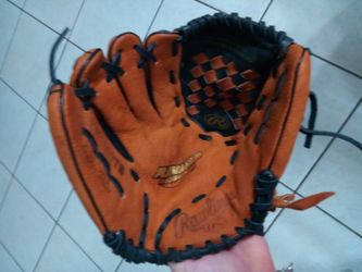 Baseball glove