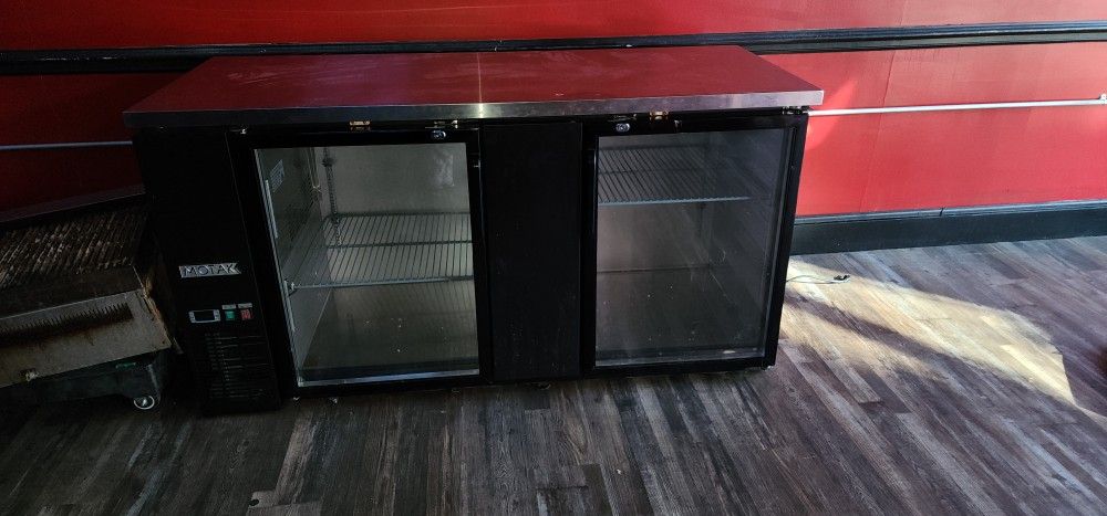 Motak Refrigerator