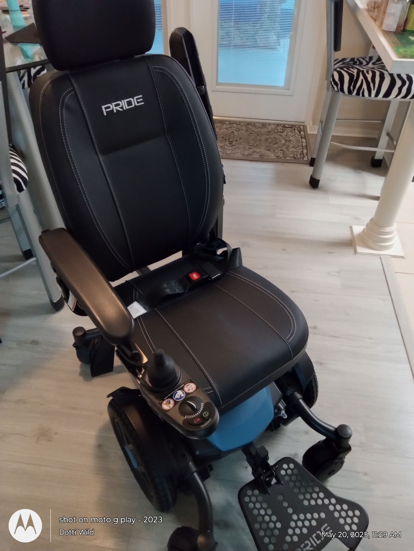 Electric Wheelchair