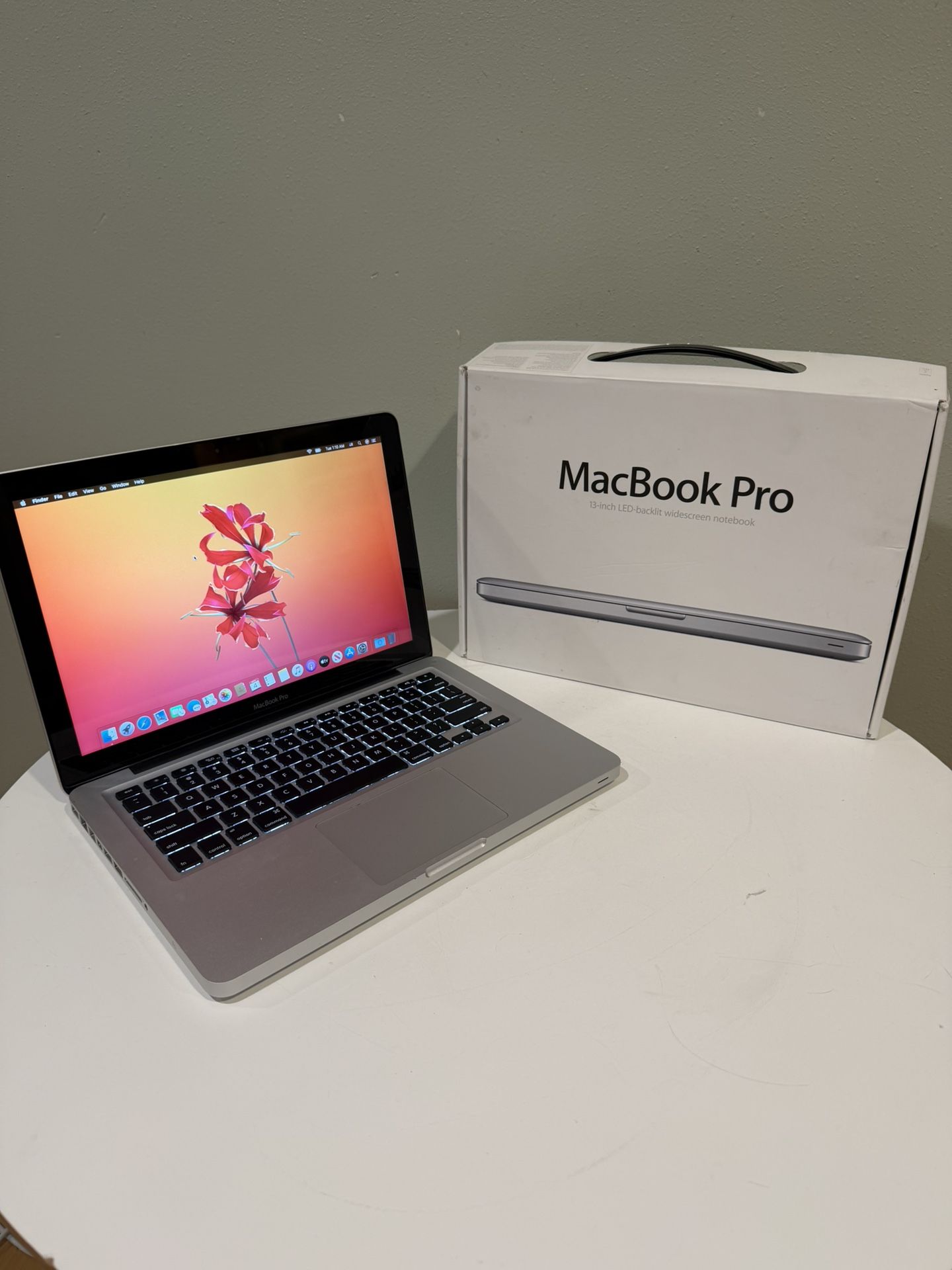 Apple MacBook Pro 13” Mid 2012 With Original Box MacOS Catalina