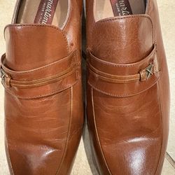 GIORGIO MARTINI MADE IN ITALY MENS BROWN LEATHER DRESS SHOES SIZE 9 BRAND NEW