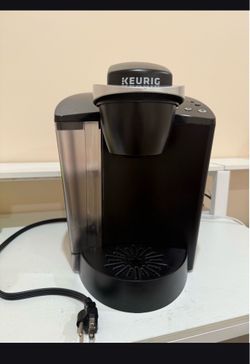 Keurig Single Serve Coffee Maker – Works Great