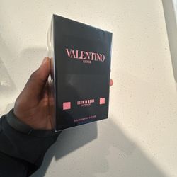 Valentino uomo born in roma intense