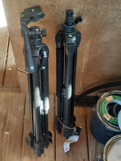 2 Tripods