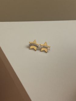 Star earrings
