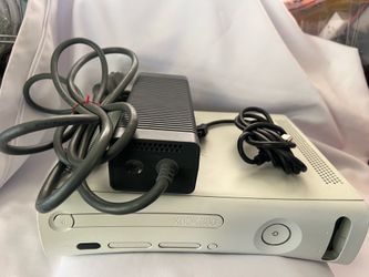 Microsoft Xbox 360 Pro 170 GB HDD Console Matte White w/ Cords NO Controller