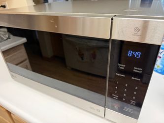 LG Stainless Steel Countertop Microwave