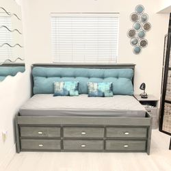 Daybed- Charcoal Gray Series Charcoal Daybed- Gray Twin Size, with 6-Drawers and Storage. 