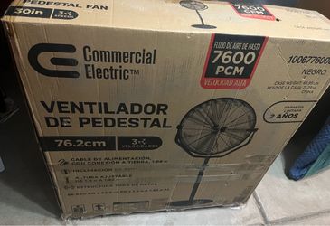 Commercial 30” Pedestal Fan New